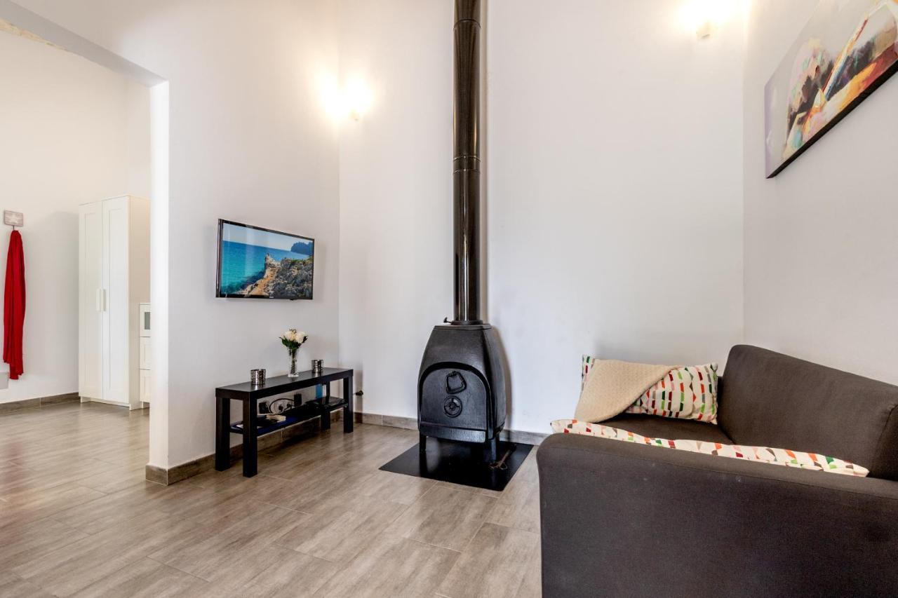 Vakantiehuis Les Oliveres Petit By Homevillas360